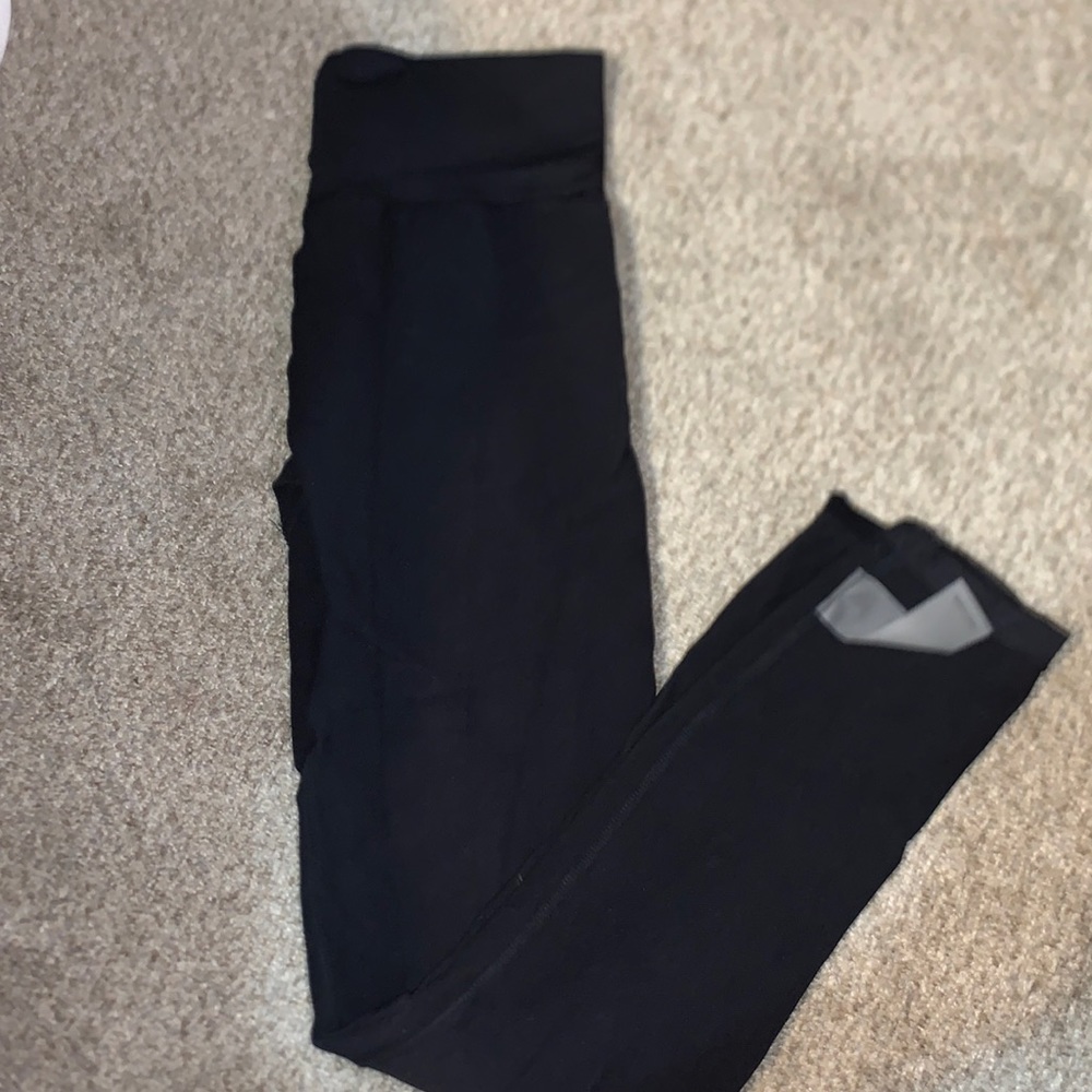 BO+TEE LEGGINGS